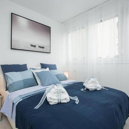 Appartement Modern & Luxury Apt Zagreb Airport W/ Free Wifi à Velika Gorica Extérieur photo