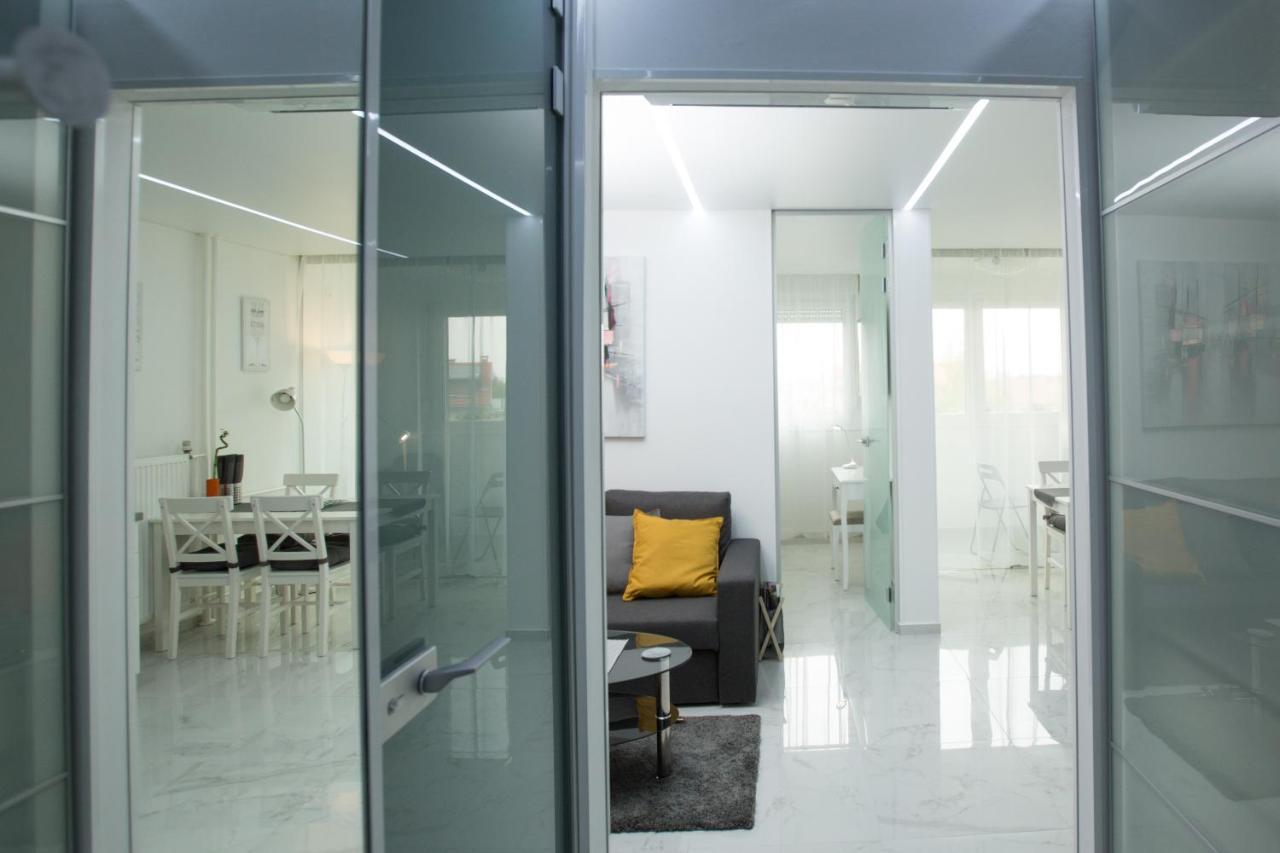 Appartement Modern & Luxury Apt Zagreb Airport W/ Free Wifi à Velika Gorica Extérieur photo