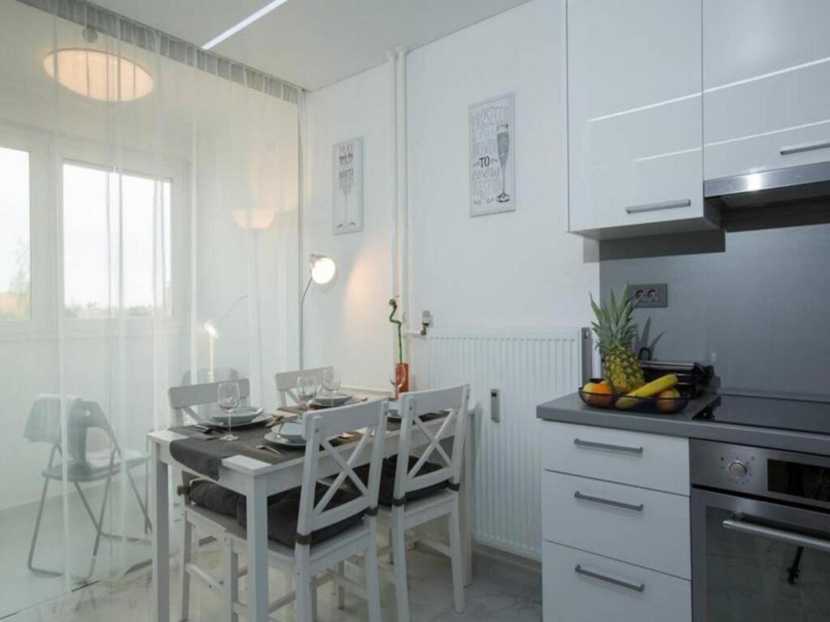 Appartement Modern & Luxury Apt Zagreb Airport W/ Free Wifi à Velika Gorica Extérieur photo