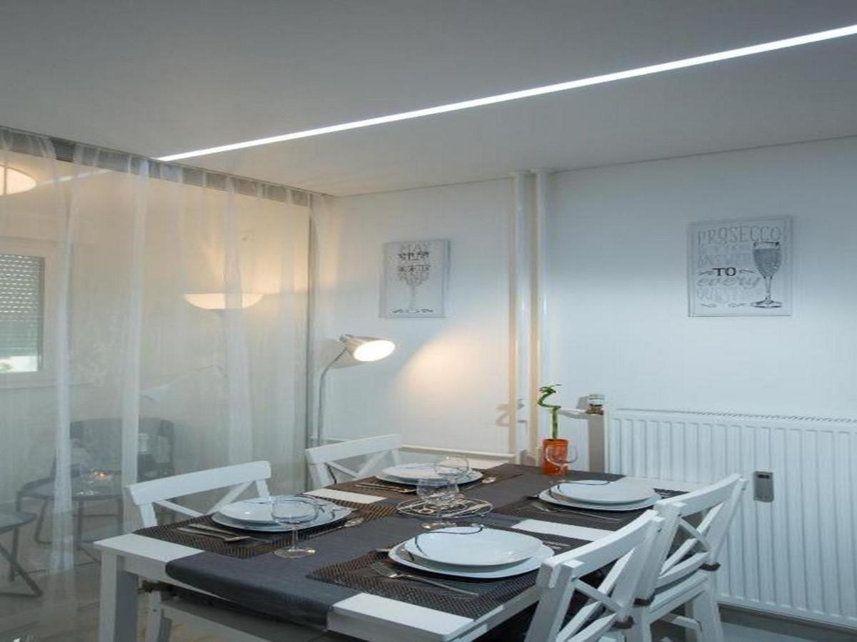 Modern & Luxury Apt Zagreb Airport W/ Free Wifi Velika Gorica Extérieur photo